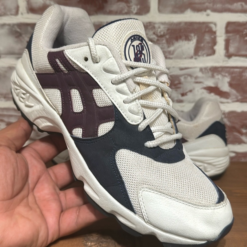 ASICS‎ Vintage Gel 125 Core Duomax Women’s Sz 9.5